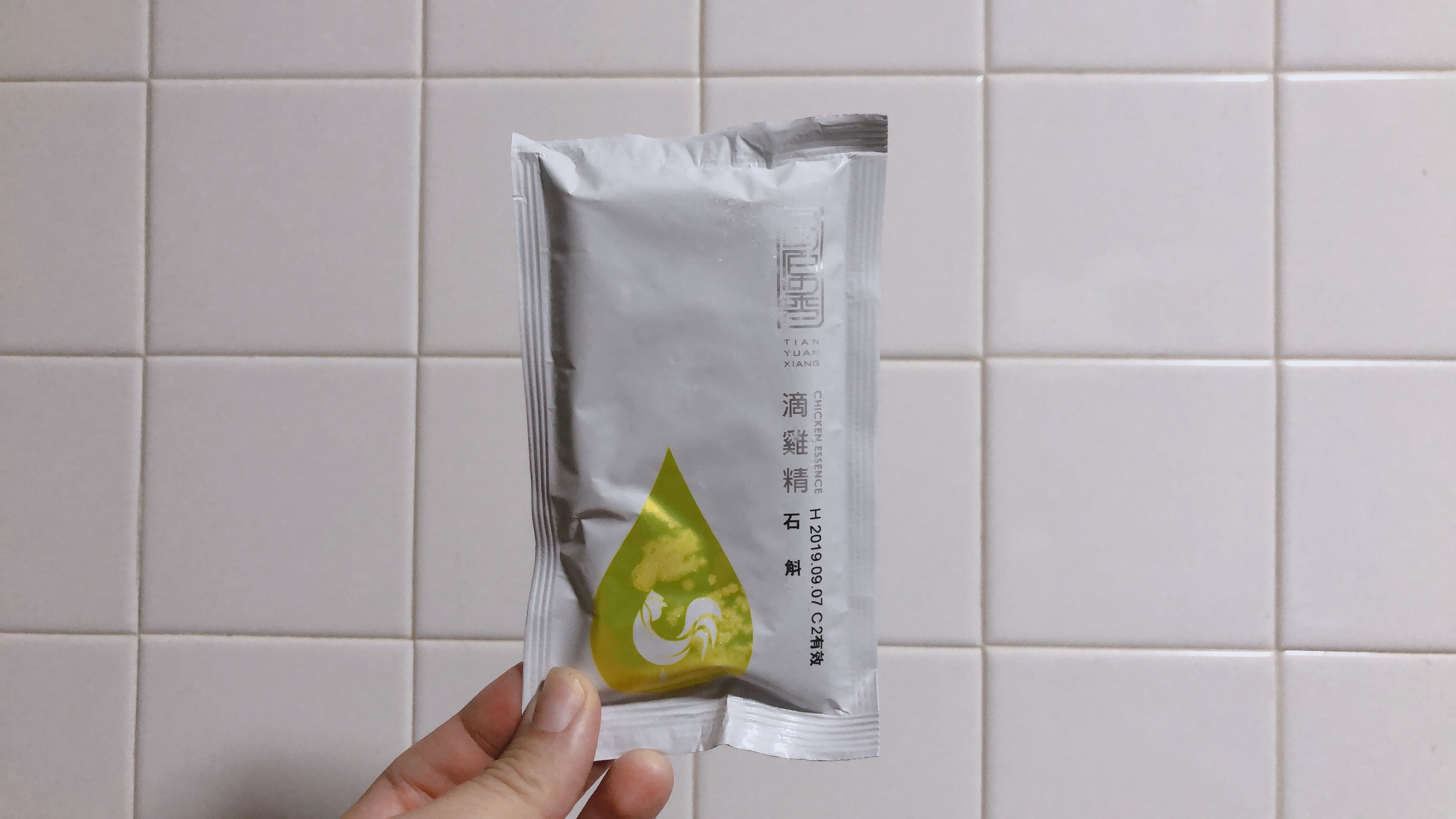 Tian Yuan Xiang 田原香滴鸡精 | S I X P E G S